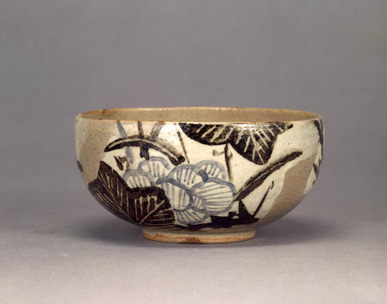 Tea Bowl with Hibiscus Design