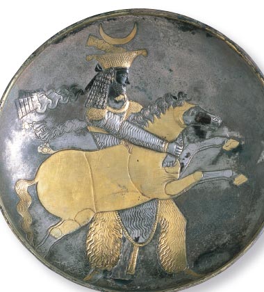 Large Plate with a Prince Holding a Mare