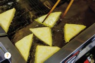 7 Carefully frying each piece